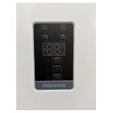 Insignia NS-UZ17WH0 Refrigerator, White - 115V, 320W Defrost