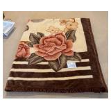 Golden Horse Royal Spain 2000 Mink Hand-Cutting Blanket