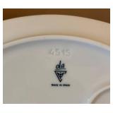 OLA Spain Tableware including 24 Oval Breakfast Saucers and 18 Mugs