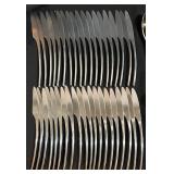 Oneida Flatware - 125-Piece Set: 62 Forks, 24 Spoons, 39 Knives