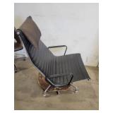 Herman Miller Chair (602519) Has No Sticker/Identifying Herman Miller Symbol