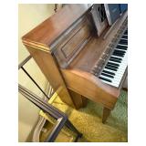 Everett Upright Piano With Counter-Balancing Metal Levers - 40H x 58W x 25D In
