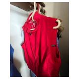 SCOTTEVEST Red Vest - Size L & Assorted Winter Jackets & Caps