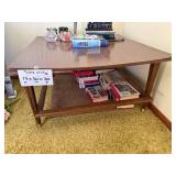 Wooden Coffee Table - 17 x 30 x 30 (H x W x D)