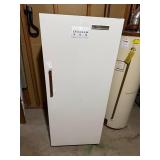 Whirlpool Upright Freezer 57 in H x 23.5 in W x 26 in D