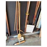 Garden Tools: Rakes, Brooms & Long-Handled Hand Tools