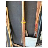 Garden Tools: Rakes, Brooms & Long-Handled Hand Tools