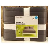 Room Essentials - Gray Full/Queen Satin Quilt