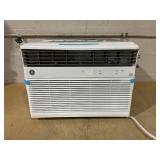 GE 14,000 BTU 115V Window Air Conditioner Cools 700 Sq. Ft. with SMART technology, ENERGY STAR and Remote in White Model # AHTK14AAQ1 (Minor Transit Damage, See Photos)