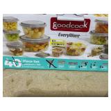 LOT OF 4 Goodcook Meal Containers (1 Container Cracked)