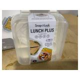 LOT OF 4 Snaplock & Snapware Meal Containers
