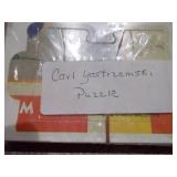 The image displays a lot of assorted sports trading cards and collectibles, primarily featuring vintage baseball cards from the late 1980s