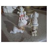 Assorted unsold lots.