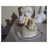 Assorted unsold lots.