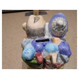 The image displays several collectible figurines