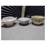 These are vintage Chinese porcelain or ceramic bowls with floral motif