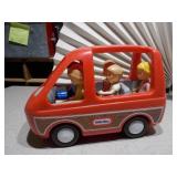 Little Tikes red family minivan