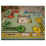 This image features a vintage 1992 edition of the board game Sorry!