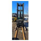 1999 Cat NRDR30 Stand-Up Deep Reach Forklift - For Parts or Repair