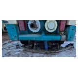 Tennant 7200 Ride On Floor Scrubber - For Parts or Repair