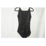 NWT Maidenform Black Shapewear Size 2XL.