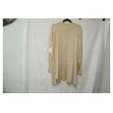 NWT NINE WEST Size XL long cardigan with pockets. no buttons. tan color