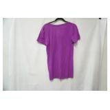NWT Live Love Dream purple v-neck t-shirt. Size XL