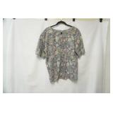 Christopher Banks Floral Blouse. Size L