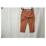 Sonoma Life+Style Mid Rise Capri Size 12