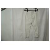 Mac & Me size 8 White Stretch Ankle Length Slip on pants