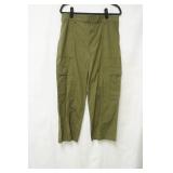 NWT Social Standard Size XL Olive Green Cargo Crop