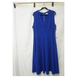 NWT Calvin Klein Size 20W Blue Formal Dress