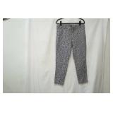 NWT Gap Size 12 Slim City Crop