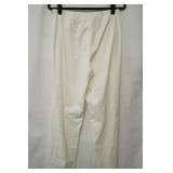 Akris size 10 side zip cropped white slacks