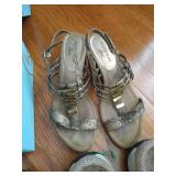 Lot of (5) Pairs Women