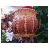 Floral and Decor Lot - Candles, Bird Lamp and Clock, Cute Baskets, Flowers