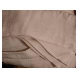 Linen Lot - Tablecloths, Doilies