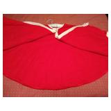 Tree Skirt & 2-Sided Woven Gingerbread Blanket