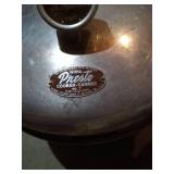 Presto Cooker/Canner with Lid & Pressure Gauge