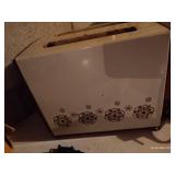 Mixed Lot - Springform Pan, Chopper, Toaster, Mixer, Etc.