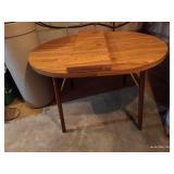 Table with Leaf