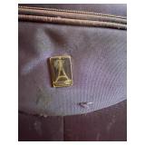 TravelPro 27 Inch Upright Suitcase w/spinner wheels & multiple travel bags