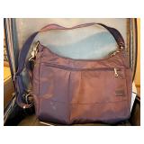 TravelPro 27 Inch Upright Suitcase w/spinner wheels & multiple travel bags