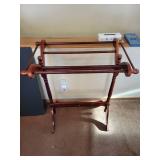 Wooden Quilt and Blanket Stand with Cherry Finish