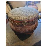 Set of 3 Woven Baskets Assorted Styles with Lids and Handle
