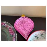 Holly Border Dinner Plates - Red Rim, Green Leaves Pattern