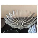 Crystal Glass Starburst Serving Bowl Set with Lidded Pedestal Plate