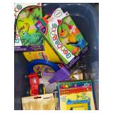 Schleich Ritter Einhorn Unicorn Figure (Knight Series) & Foamies Puppet Theater & Play-Doh Craft Set