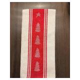 Christmas Kitchen Towels, Oven Mitts & Potholders - Assorted Holiday Prints