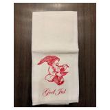 Christmas Kitchen Towels, Oven Mitts & Potholders - Assorted Holiday Prints